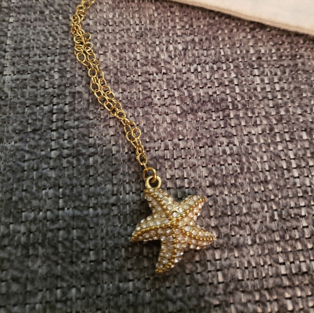 JCrew cute starfish necklace - Picture 2 of 5